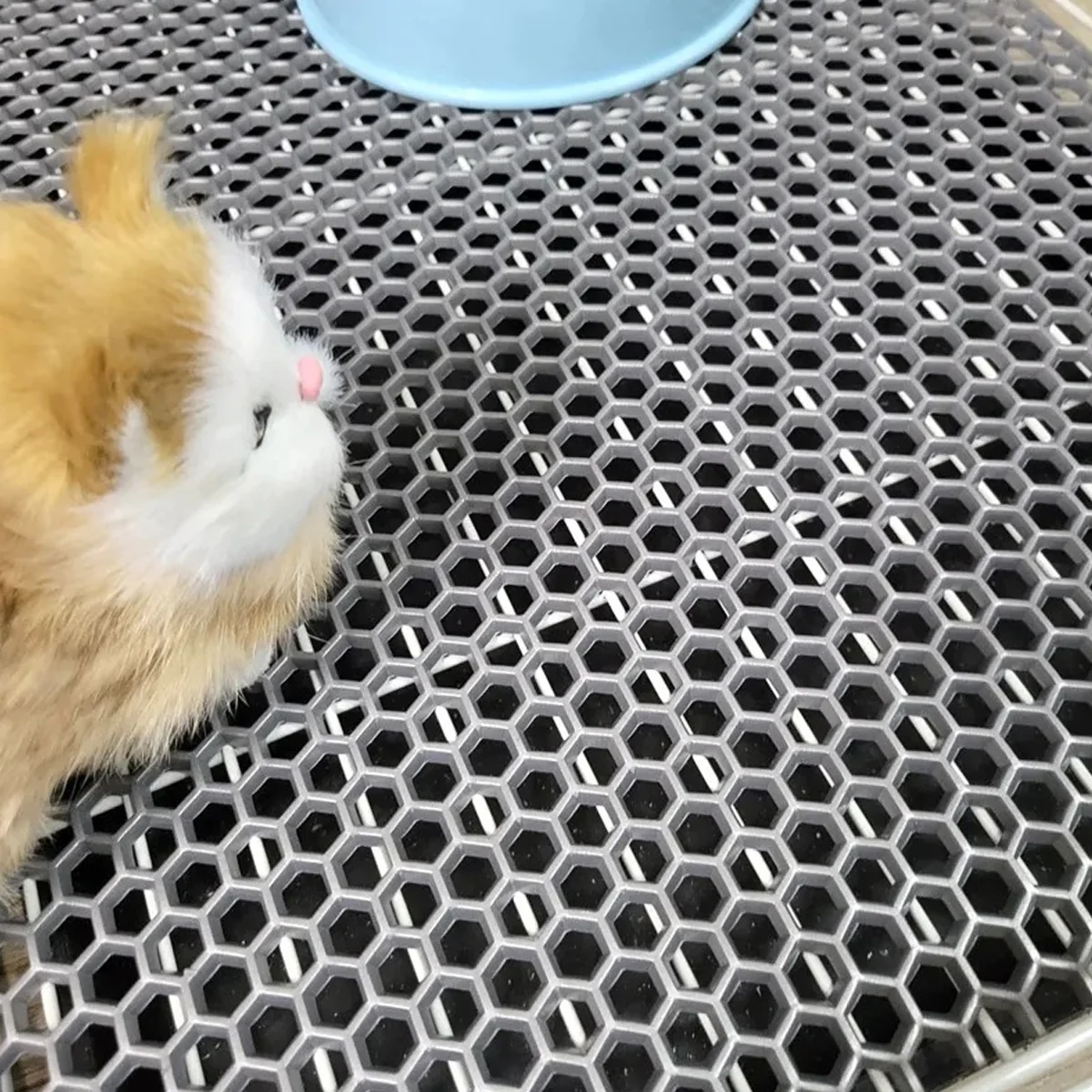 Anti-Slip Pet Cage Plastic Mesh Mat Cut-to-Size Cage Floor Liner - Image 10