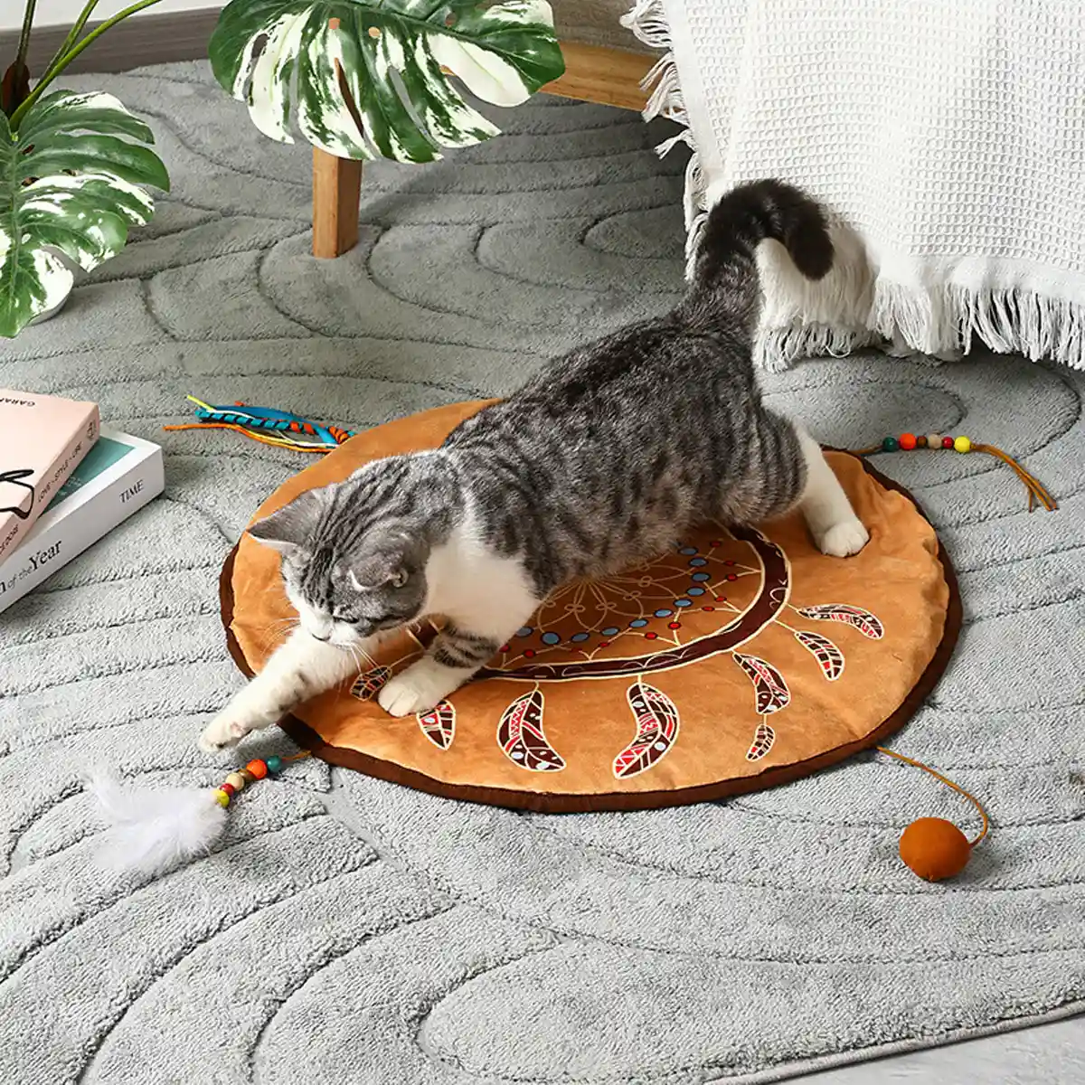 Bohemian Pet Mat Cat Play Rug With Toys & Non-Slip Design - Image 3