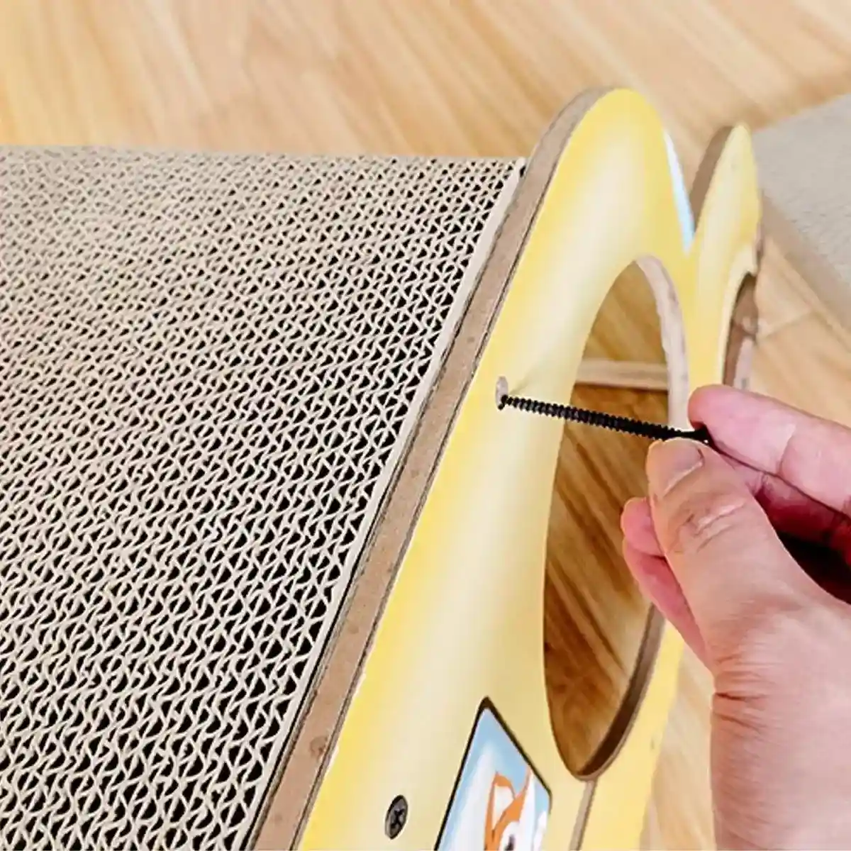 Interactive Car-Shaped Cat Scratching Board for Active Cats - Image 11