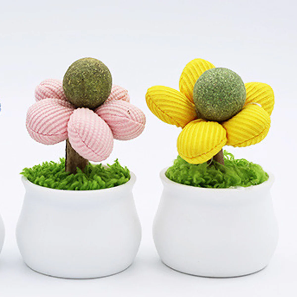 Catnip Flower Pot Toy for Cats Interactive Chew & Play Toy - Image 12
