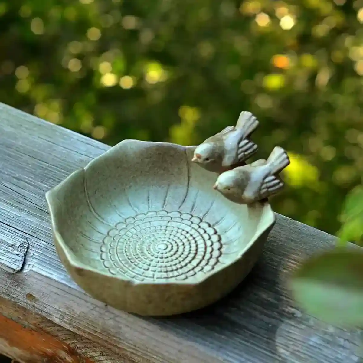 Ceramic Bird Bowl for Garden Bird Feeder & Bath Decorative Dish - Image 3