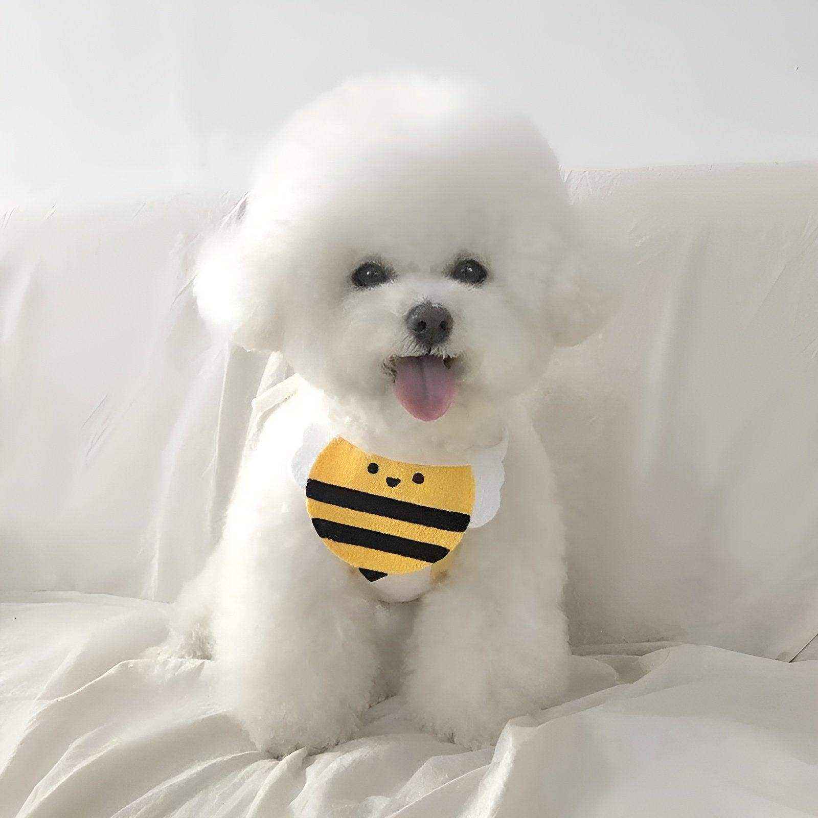 Adorable Dog Bibs with Flower & Bee Design for Stylish Pets - Image 3