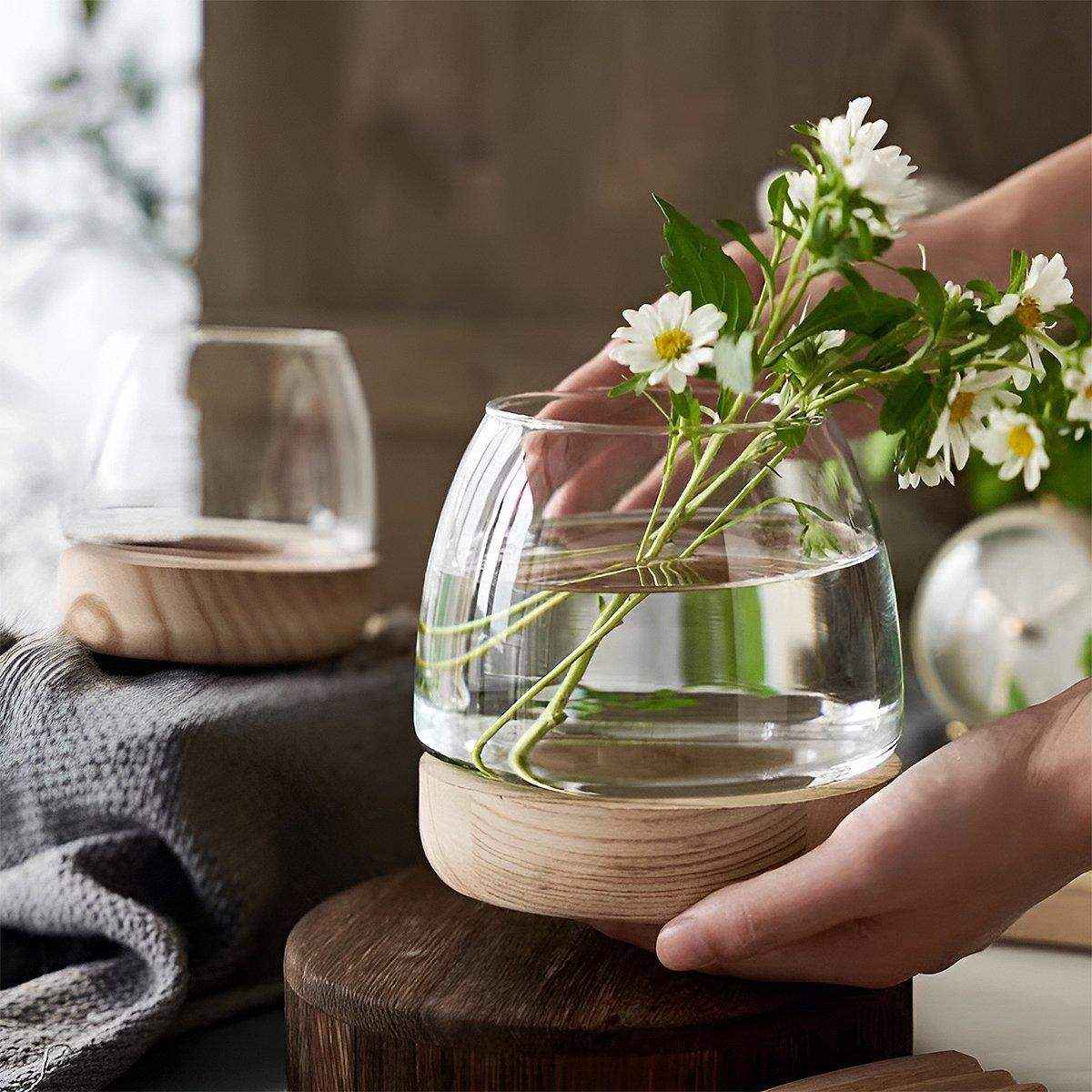 Stylish Nano Fish Tank for Small Spaces and Elegant Decor - Image 7
