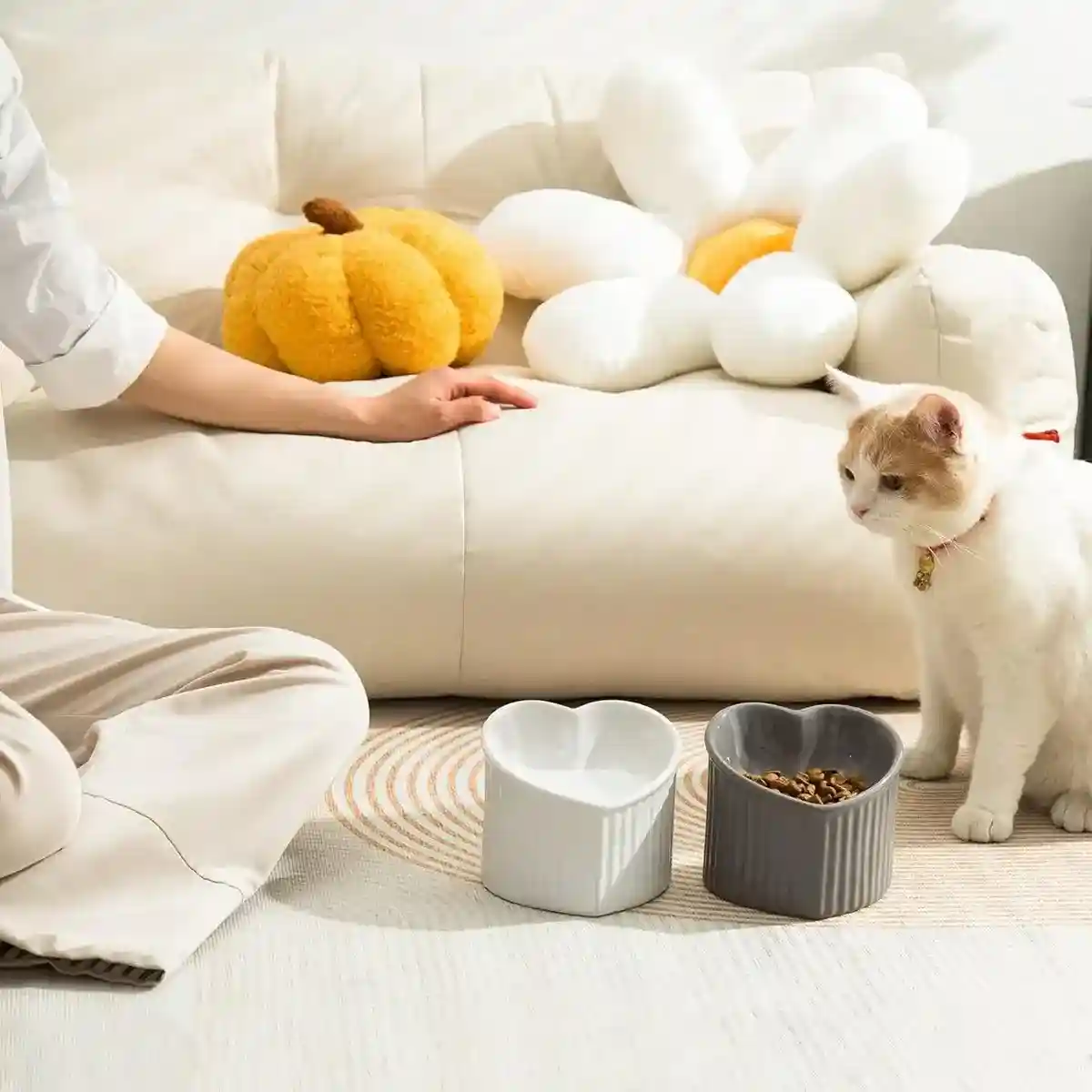 Heart-Shaped Ceramic Pet Bowl Elevated Cat & Small Dog Feeding Dish - Image 5