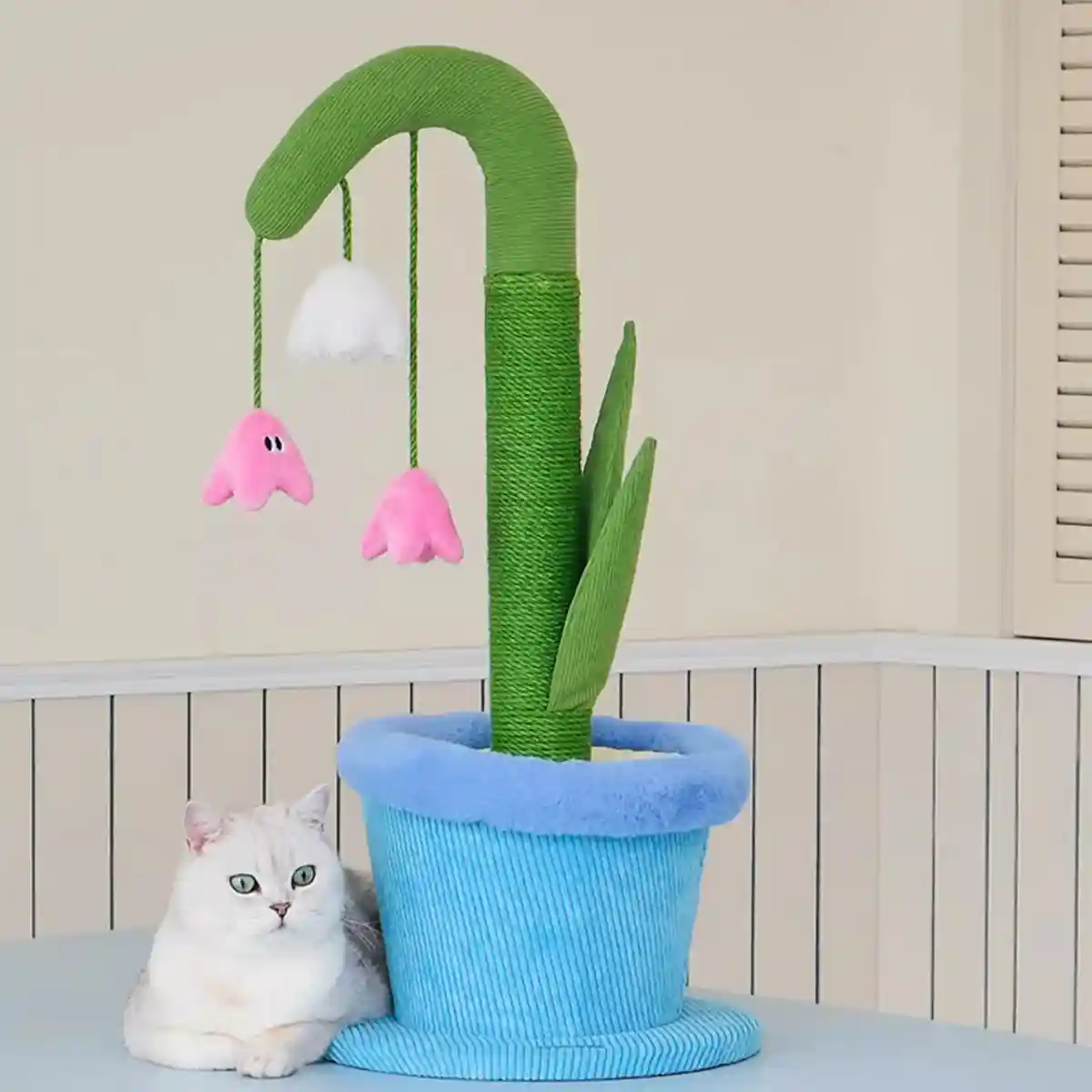 Lily of the Valley Cat Scratch Post - Image 9