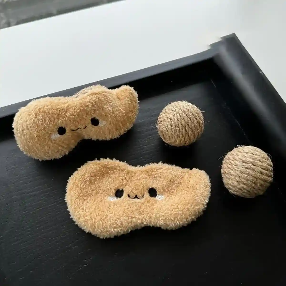 Peanut Cat Toy Set Rattle Sisal Chew Toys for Cats - Image 12
