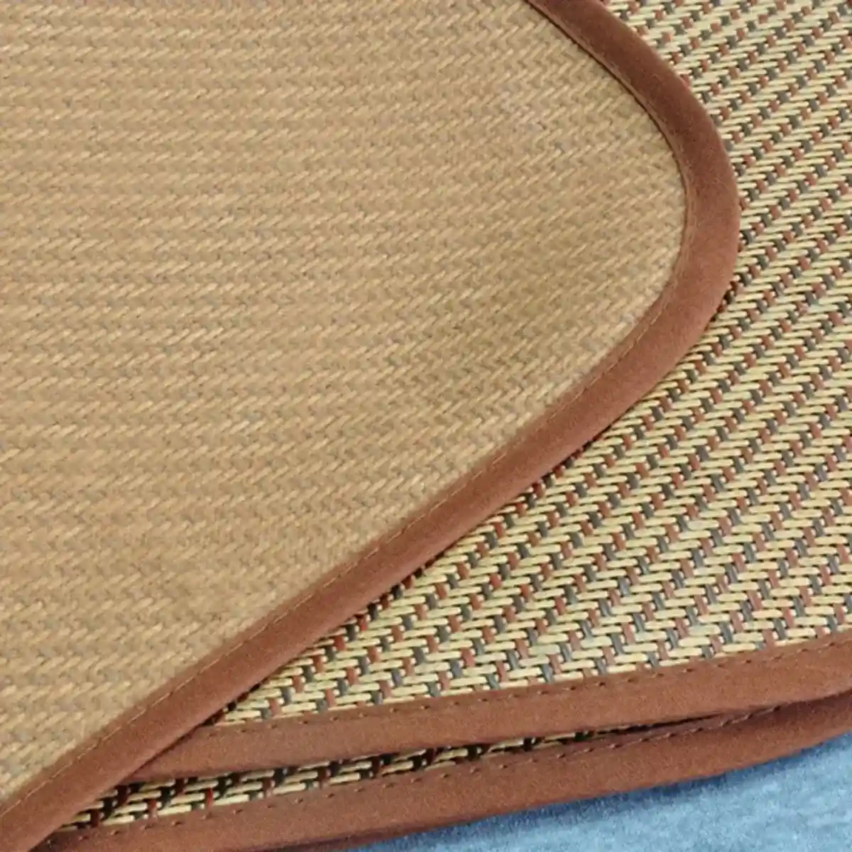 Breathable Pet Cooling Mat for Cats, Dogs & Small Animals - Image 9
