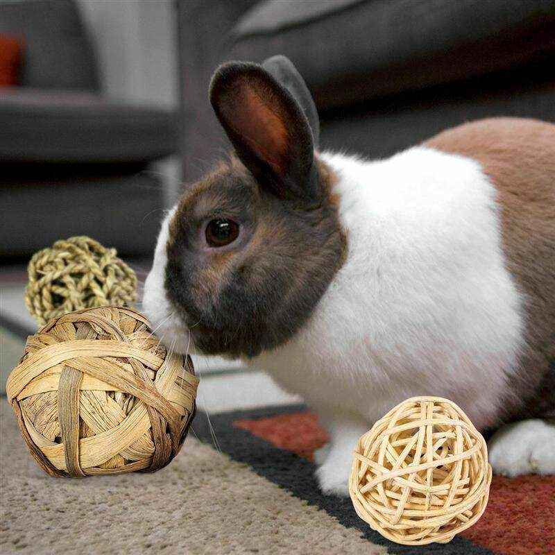 Durable Chew Toys for Rabbits Natural Grass Ball Set - Image 5