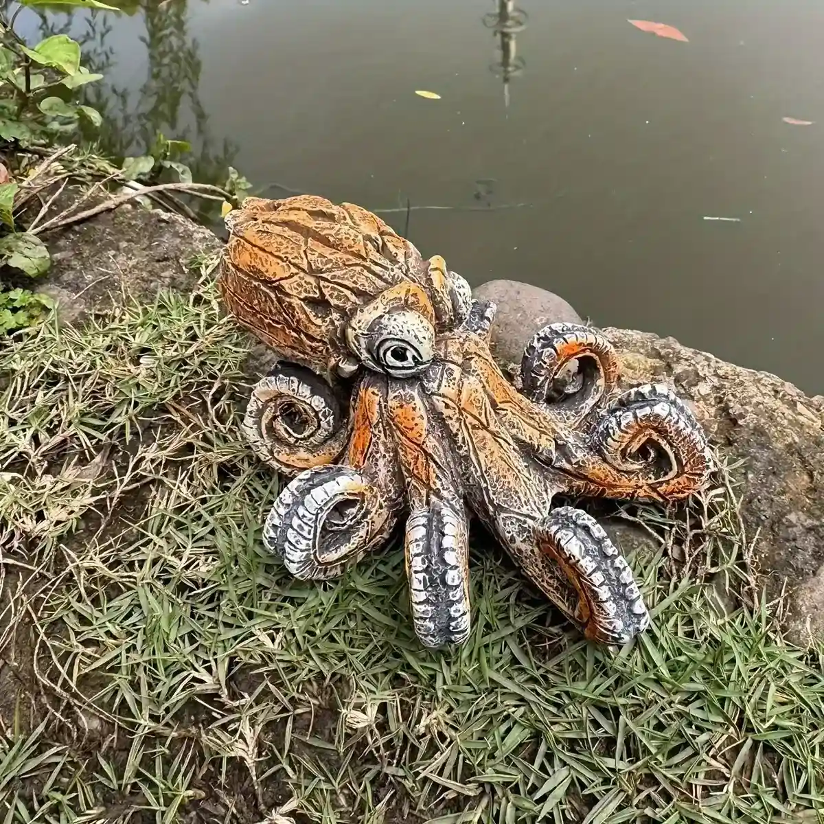 Resin Octopus Aquarium Ornament Marine Decoration for Home & Tank - Image 5
