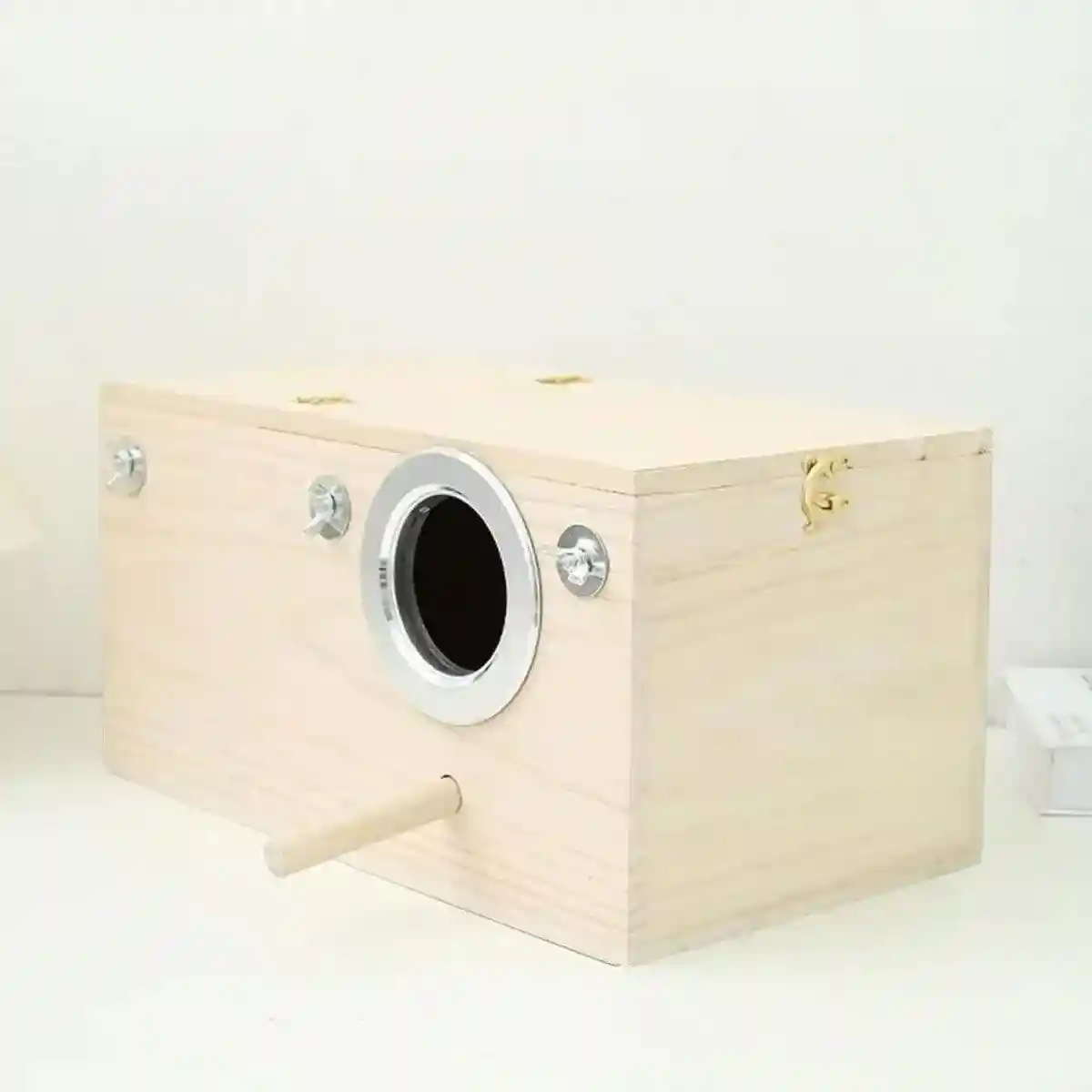 Right Opening Wooden Breeding Box for Small Birds Durable & Spacious - Image 9