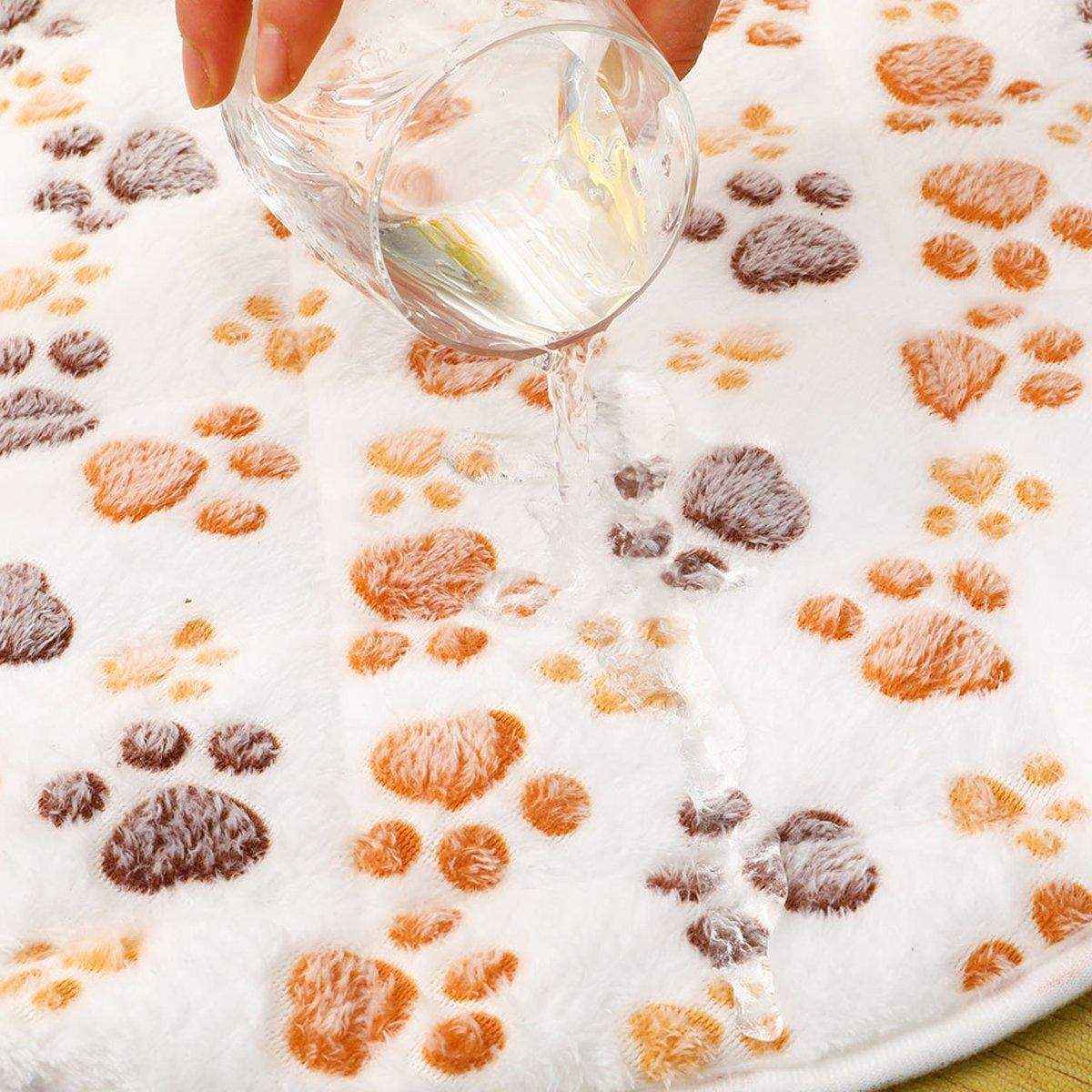 Round Waterproof Dog Pad Breathable & Non-Slip for Pets - Image 11