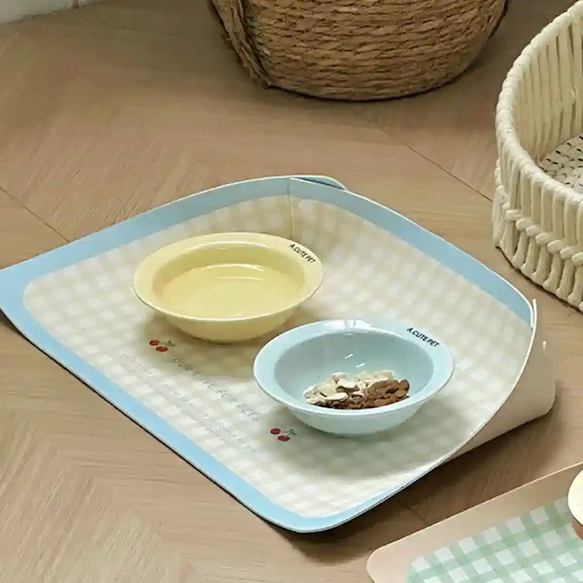 Waterproof Pet Feeding Mat for Cats and Dogs Non-Slip PU Leather Placemat - Image 8