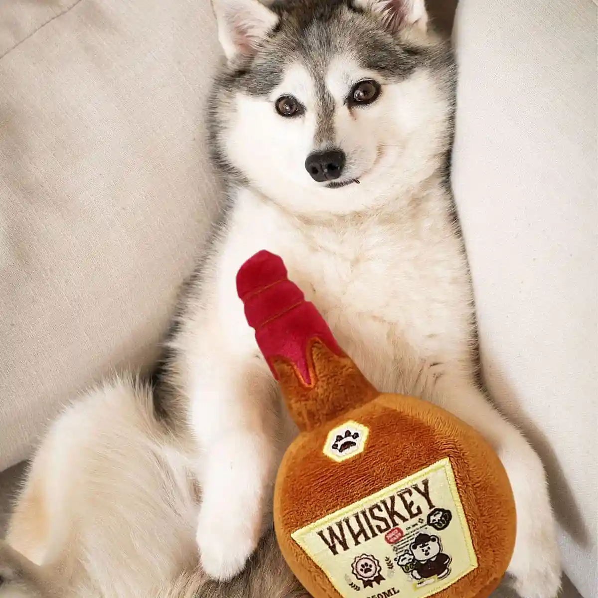 Whiskey Bottle Plush Dog Toy Crinkle Chew for Small and Medium Dogs - Image 10